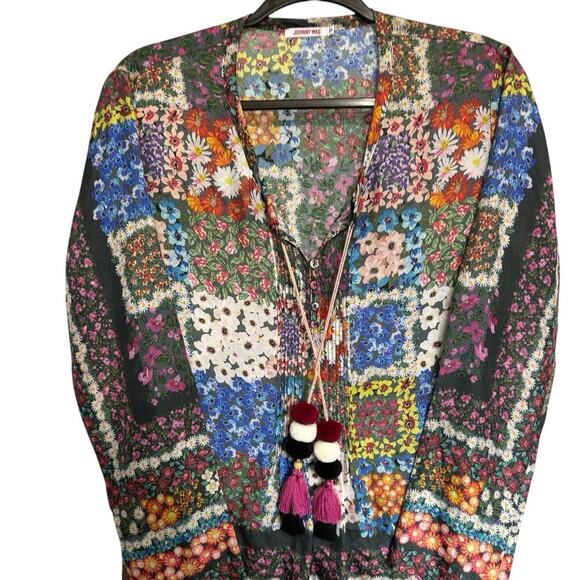 Johnny Was NWOT Daisy Floral Long Sleeve Top With Pompom Tassels Silk Size Small - Picture 5 of 15